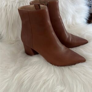 Steve Madden Leather Ankle boots 9